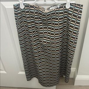 Reflex Geometric Patterned Pencil Skirt